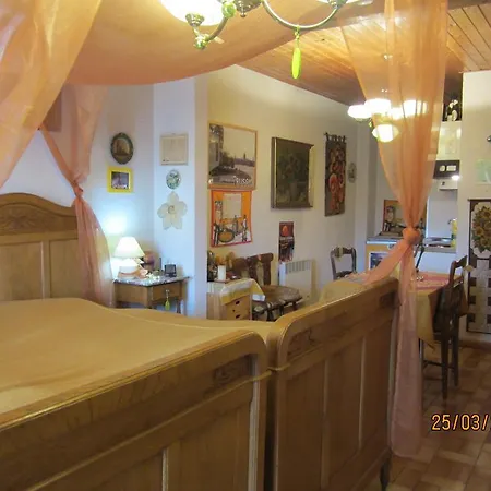 Gasthof Tilly's And House 3*