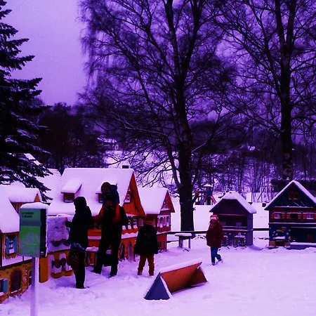 Tilly's And House Гостевой дом Ле-Овальд