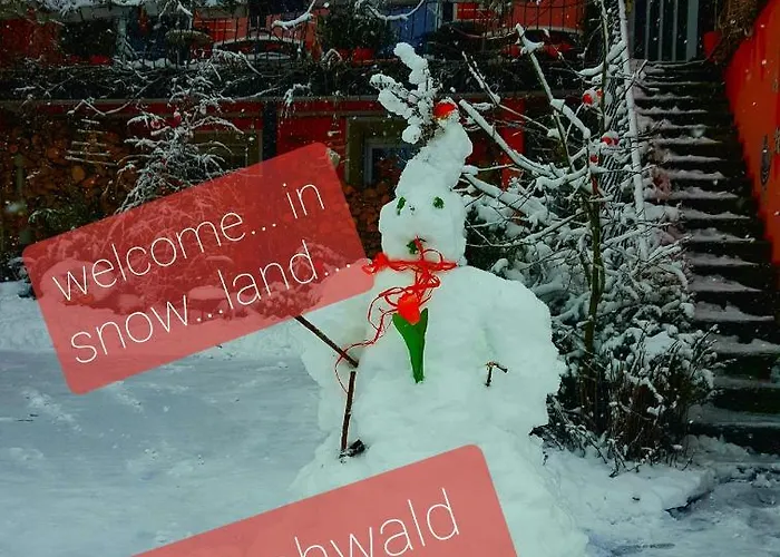 Gasthuis Tilly's And House