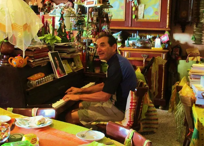 Gasthuis Tilly's And House 3*